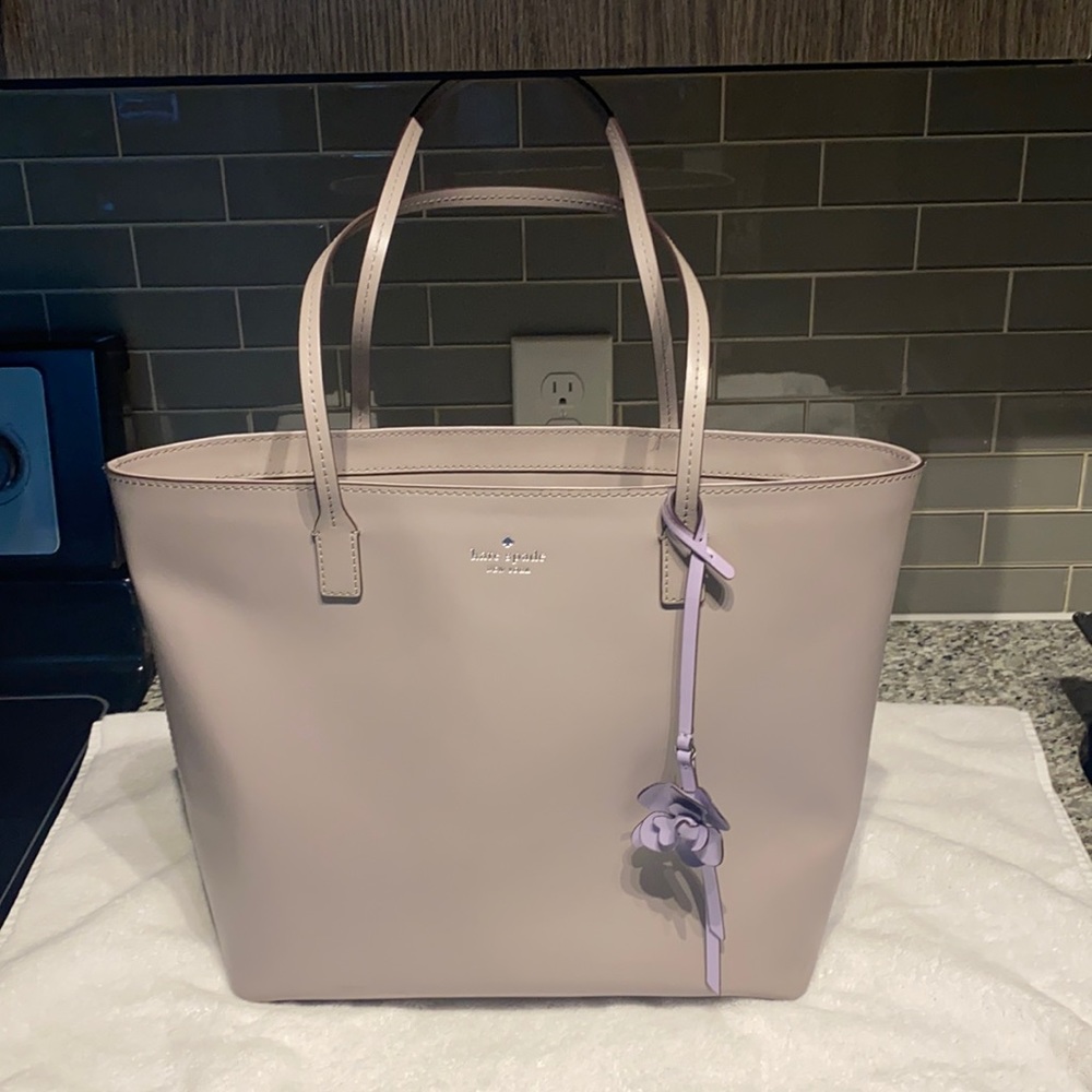 Grey Kate Spade tote